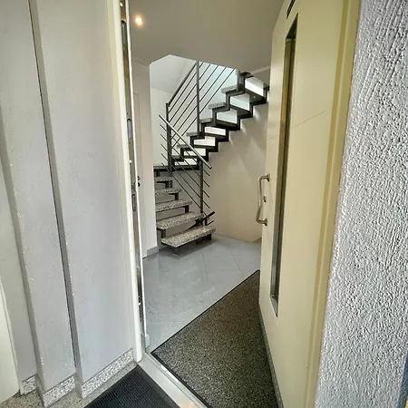 Casa Paletta -Modern -Terrasse -Parkplatz -Kueche Apartamento