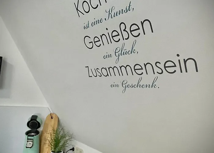 Casa Jungle Glanz Deluxe 锡格马林根